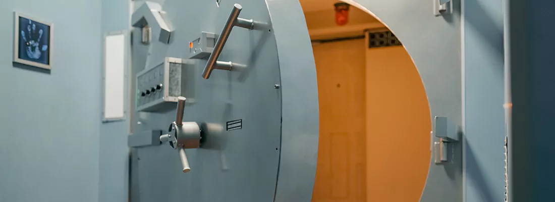 Vault and Safe locksmith services in Cooper City, FL